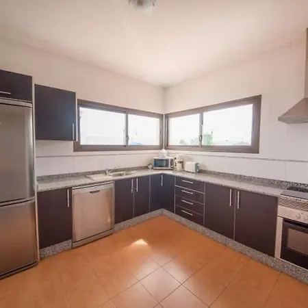 Apartment Playa Blanca Sleeps 4 Pool Wifi Playa Blanca (Lanzarote)